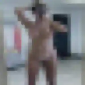 Marine, 29 ans, connectée à Acigné pour une rencontre coquine