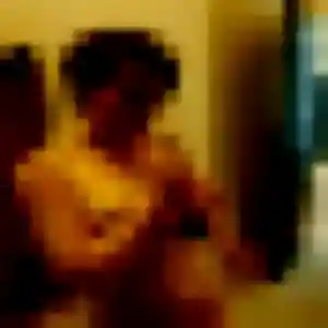 Photo de Geraldine à Argences (30 ans) - rencontre sexy anonyme