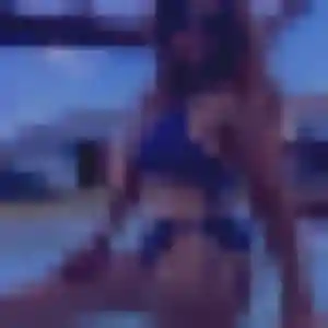 Natacha, 21 ans, en ligne à Arradon pour un rencontre sexy