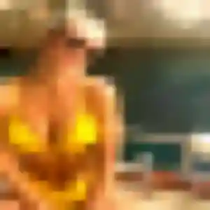 Paloma, 22 ans, en ligne à Athis-Val de Rouvre pour une rencontre coquine
