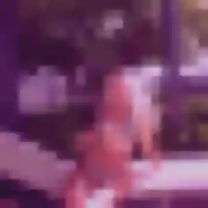 rencontre sexy à Aubergenville : photo de Flore, 34 ans - accès libre