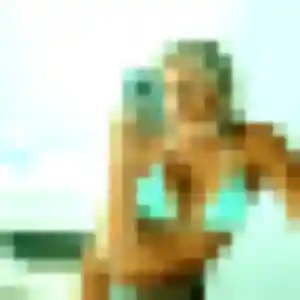 rencontre sexy à Ballainvilliers : photo de Ghislaine, 35 ans - accès libre