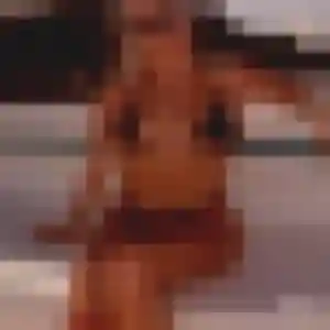 Rejoins Alessandra, 19 ans à Bourcefranc-le-Chapus gratuitement