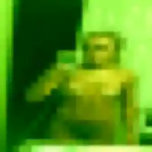 Celia, 22 ans, cherche un rencontre sexy à Buzançais
