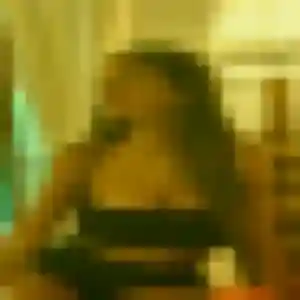Mia, femme de 33 ans propose rencontre sexy à Capbreton