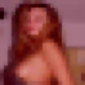 Clotilde (22 ans) à Carrières-sous-Poissy propose un rencontre sexy ce soir
