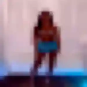 Charmante Chiara, 25 ans à Casteljaloux - voir sa photo