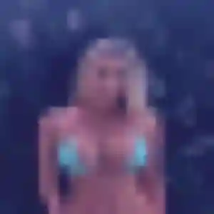 Sexy Sandrine, 19 ans à Champniers - découvrir son profil