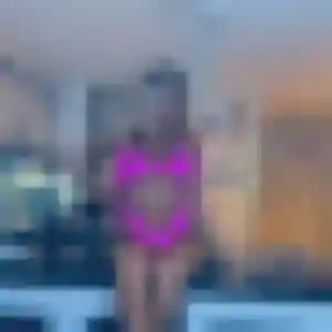 Belle Theresa, 26 ans à Changé - la contacter