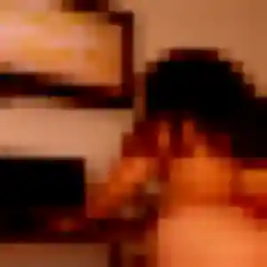Rejoins Francine, 25 ans à Château-Landon en privé
