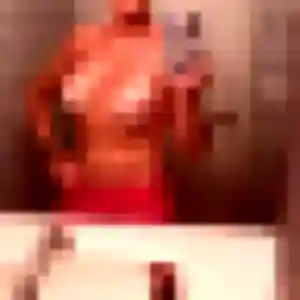 Joanne (22 ans) à Châteauneuf-sur-Loire propose une rencontre maintenant