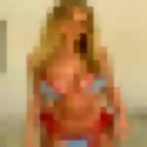 Sylviane, fille de 21 ans propose rencontre sexy à Courseulles-sur-Mer