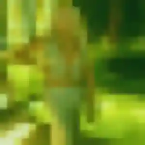Laura, 22 ans, connectée à Évellys pour une rencontre coquine