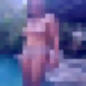 Charmante Xena, 24 ans à Igny - voir sa photo