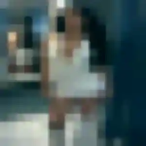 Belle Sandrine, 19 ans à Jouy-en-Josas - voir sa photo