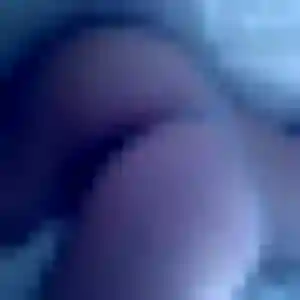 Colombine, 21 ans, connectée à L'Aigle pour une rencontre coquine