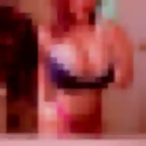 Ambre (36 ans) à L'Huisserie attend un rencontre sexy ce soir