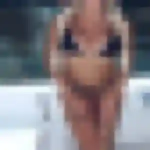 Regine (24 ans) à La Bruffière propose un rencontre sexy ce soir