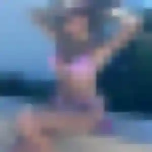 Coralie, 41 ans, connectée à La Chapelle-Heulin pour un rencontre sexy