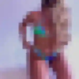 Photo de Estee à La Chapelle-Heulin (24 ans) - rencontre sexy anonyme