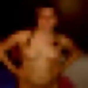 Yannick, 24 ans, connectée à La Forêt-Fouesnant pour une rencontre coquine
