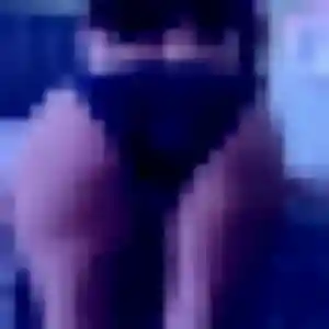 Photo de Noemie à La Mézière (37 ans) - rencontre sexy anonyme