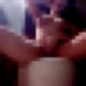 Photo de Christelle à La Ville-du-Bois (35 ans) - rencontre sexy gratuit