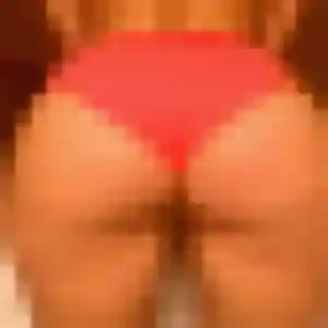 Elodie, 33 ans, veut un rencontre sexy à Labenne