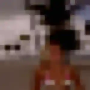 Vicky (19 ans) à Le Pian-Médoc cherche un rencontre sexy maintenant