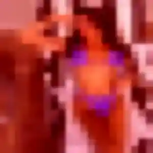 Sexy Ines, 19 ans à Le Plessis-Pâté - voir sa photo