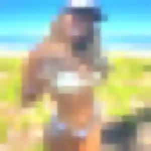 Photo perso de Touria, 27 ans à Lons - plan discret