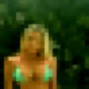 Belle Clotilde, 33 ans à Louverné - voir sa photo