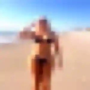 Rejoins Noemie, 32 ans à Montfort-sur-Meu en privé