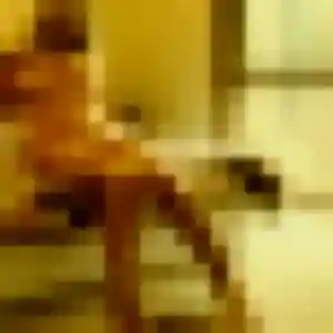 Noura, 44 ans, connectée à Montfort-sur-Meu pour une rencontre coquine