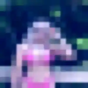 Julie, 28 ans, en ligne à Neuilly-sur-Marne pour un rencontre sexy