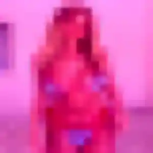 Nina, 28 ans, cherche un rencontre sexy à Ormes