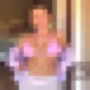 Daniela, 24 ans, connectée à Périgueux pour une rencontre coquine