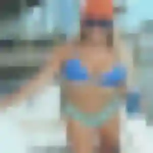 rencontre sexy à Pleyber-Christ : photo de Geneve, 21 ans - sans engagement
