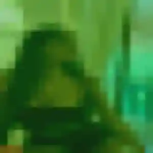 rencontre sexy à Plomelin : profil de Elvire, 21 ans - sans engagement