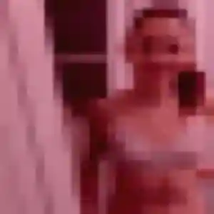 Belle Caroline, 29 ans à Plomeur - voir sa photo