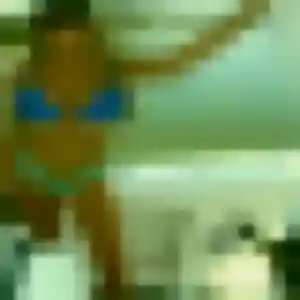 Rejoins Elodie, 22 ans à Plougastel-Daoulas en privé