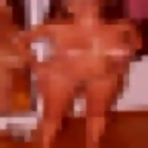 Iris (19 ans) à Plourin-lès-Morlaix attend un rencontre sexy rapidement