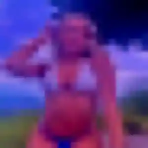 Profil de Wahiba à Porcheville (26 ans) - rencontre sexy gratuit