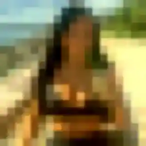 Eglantine, 23 ans, en ligne à Ruaudin pour une rencontre coquine