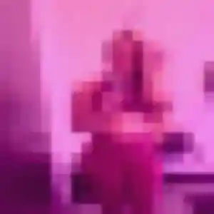Rachida, 19 ans, en ligne à Ruaudin pour un rencontre sexy