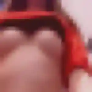 Salome, 41 ans, connectée à Saint-Germain-du-Puy pour un rencontre sexy