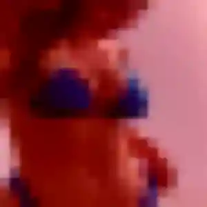 Contacte Ingrid, 31 ans à Saint-Médard-en-Jalles gratuitement