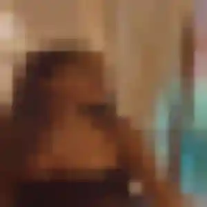 Wilhelmine (24 ans) à Saint-Méloir-des-Ondes cherche un rencontre sexy aujourd'hui