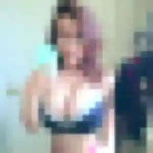 Alicia, fille de 44 ans cherche rencontre sexy à Saint-Nicolas-d'Aliermont