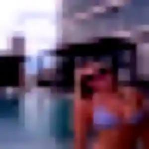 Photo privée de Alix, 36 ans à Saint-Pierre-du-Perray - plan discret